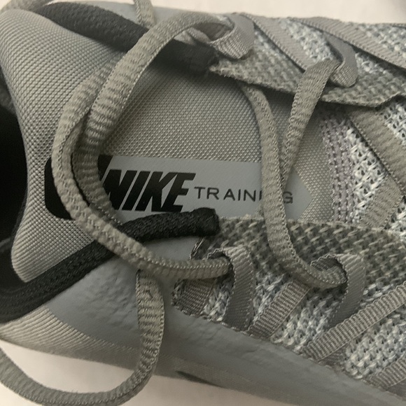 Nike Varsity Compete Trainer. Men’s size 13. Cross training. Gray. - Picture 3 of 14